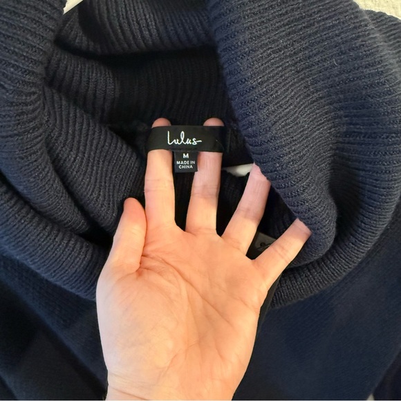 NWT Lulu’s Sweater Dress Navy Blue - Picture 2 of 4